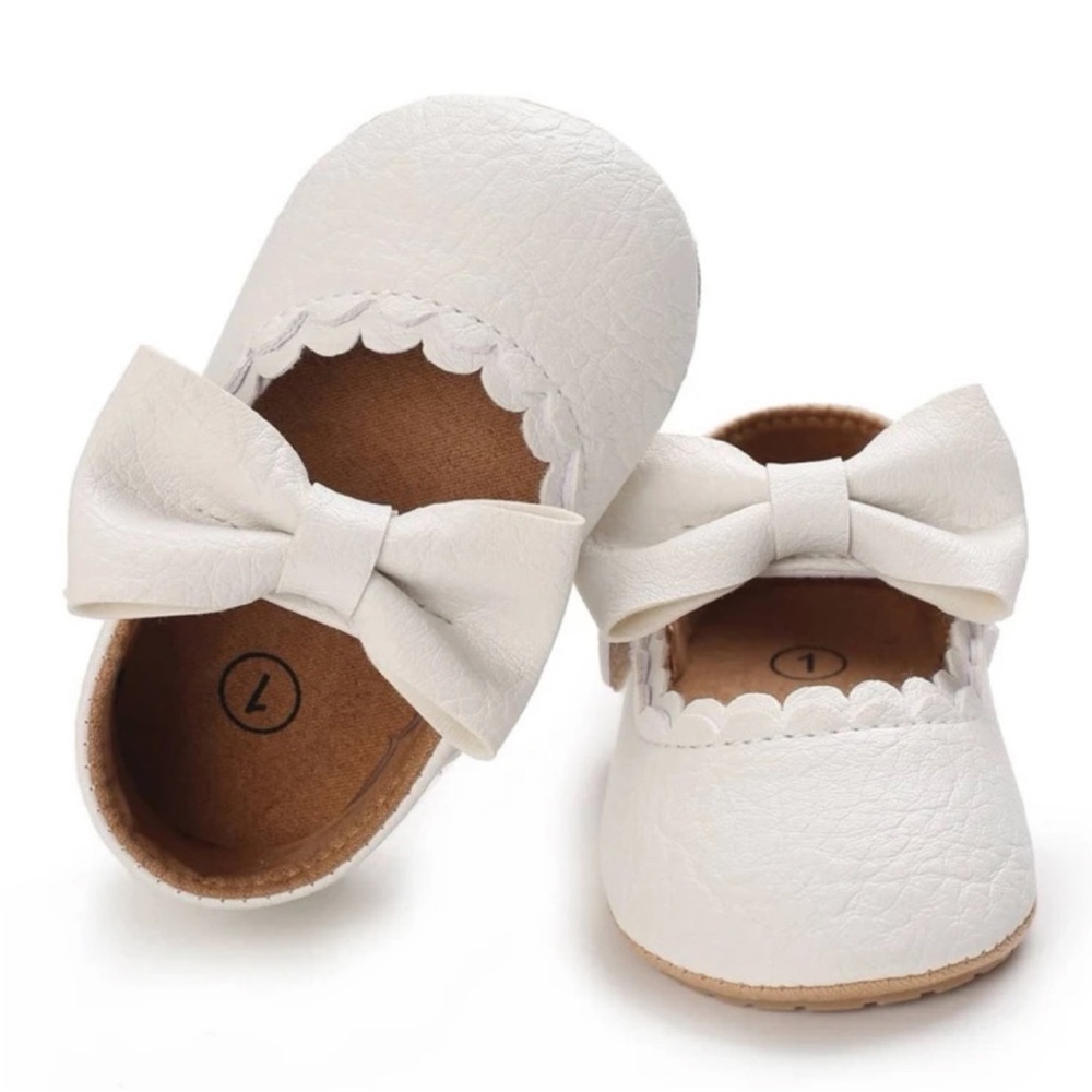 Baby Scalloped Faux Leather Dress Shoes with Bows